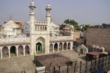 ज्ञानवापी मस्जिद मामले में सुनवाई करेगा वाराणसी कोर्ट- India TV Hindi