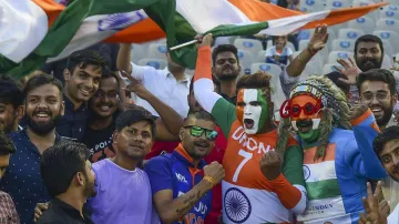 Cricket Fans in Mohali in IND vs AUS 1st T20I Match- India TV Hindi