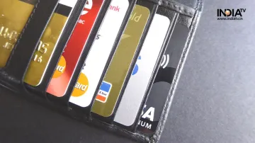 इस बैंक के Credit Card पर मिल...- India TV Paisa