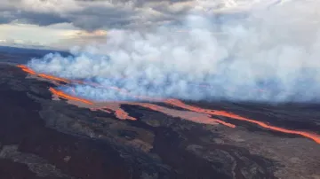 Mauna Loa, Mauna Loa Volcano, Mauna Loa Volcano Eruption, Hawaii Volcano Eruption- India TV Hindi