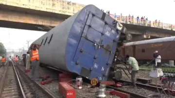 ओडिशा में रेल हादसा- India TV Hindi