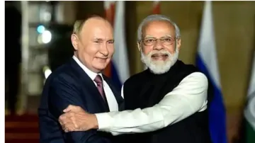 रूस के प्रधानमंत्री व्लादिमीर पुतिन और पीएम मोदी- India TV Hindi