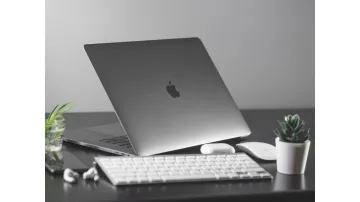 Apple MacBook Pro features and price- India TV Paisa