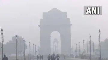 सर्दी और घने कोहरे के बीच दिल्ली में होगी बूंदाबांदी- India TV Hindi
