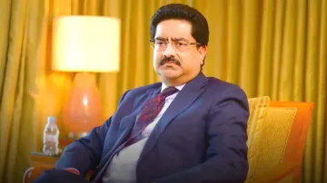 Aditya Birla's big announcement in UP Investors Summit Birla Group will invest 25,000 crores- India TV Paisa