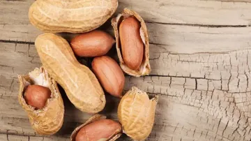 Peanut benefits for male- India TV Hindi