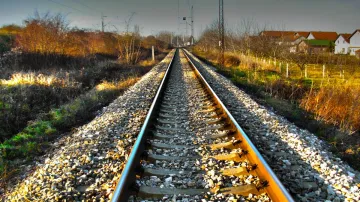 Pebbles on Railway Track- India TV Paisa