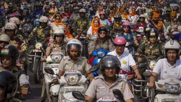 Rajdulari Gupta took part in this bike rally organized in Delhi- India TV Hindi