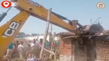 lady police bulldozer- India TV Hindi
