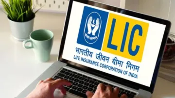 LIC से करोड़ों रुपए ठगने के लिए जालसाजी- India TV Hindi