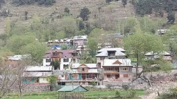 गोलाबारी के बीच Loc की सरहद के पास रह रहे लोगों में छाई है खुशी, जानिए क्या है मामला?- India TV Hindi