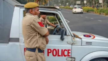 दिल्ली पुलिस ने एक सेक्सटॉर्शन गैंग का पर्दाफाश किया है।- India TV Hindi