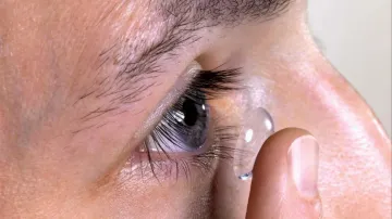 contact_lens- India TV Hindi