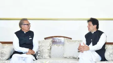 पाकिस्तान के राष्ट्रपति आरिफ अल्वी और पूर्व पीएम इरमान खान (फाइल)- India TV Hindi