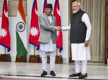 पीएम मोदी ने पड़ोसी देश नेपाल संग रिश्तों पर दिया बड़ा बयान, कहा, 'हम अपने संबंधों को...'- India TV Hindi