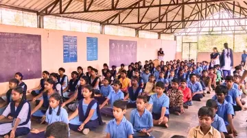 यूपी में अंतर्राष्ट्रीय योग दिवस पर खुलेंगे स्कूल(प्रतीकात्मक फोटो)- India TV Hindi