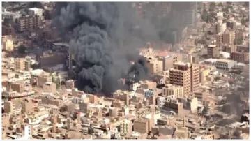 Sudan Clash between army and paramilitary continues in Sudan 22 killed in air strike- India TV Hindi