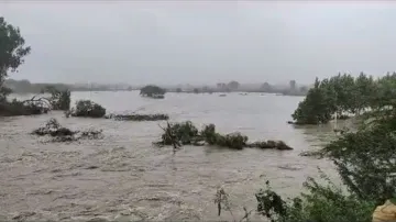 DELHI, FLOOD, UTTAR PRADESH- India TV Hindi