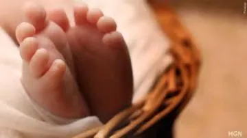 mother sell newborn baby- India TV Hindi