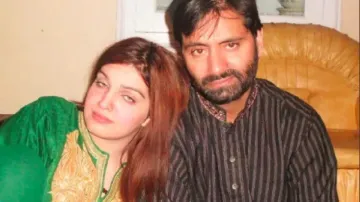 Yasin malik and his wife mushal- India TV Hindi