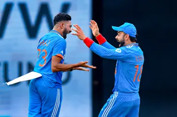 Mohammed Siraj And Virat Kohli- India TV Hindi