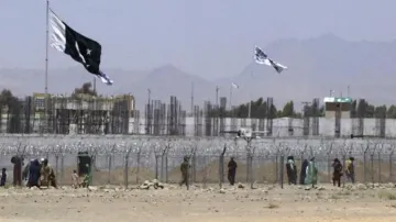 Pakistan, Indian father-son duo Pakistan, Chaman Border- India TV Hindi