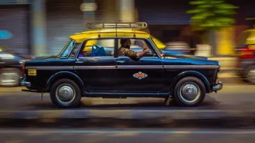 taxi- India TV Hindi