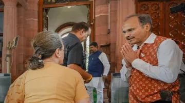 sonia gandhi adhir ranjan chowdhury- India TV Hindi