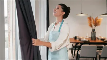 Curtain Cleaning- India TV Hindi