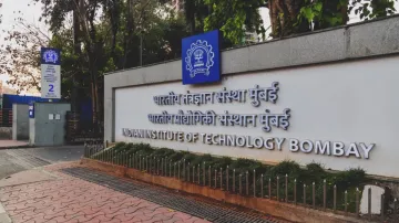 IIT Bombay- India TV Hindi