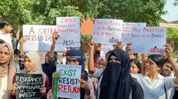 Protest against Israel in Jamia University- India TV Hindi