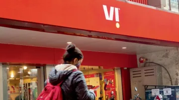 Vodafone Idea, Vodafone Idea Free Data, Vi 666 Plans Benefits, Vi cheapest recharge Plan- India TV Hindi