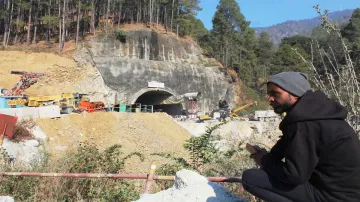 uttarkashi tunnel- India TV Hindi