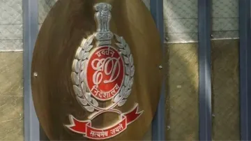प्रणव ज्वेलर्स पर ईडी ने की छापेमारी।- India TV Hindi