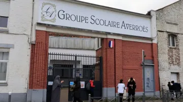 फ्रांस का सबसे बड़ा मुस्लिम स्कूल- India TV Hindi