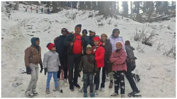 Gulmarg New Year Celebration snowfall in gulmarg sonmarg pahalgam tourist remrak on this- India TV Hindi