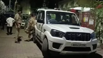 घटनास्थल पर मौजूद पुलिस।- India TV Hindi