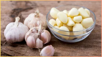 why not to buy peeled garlic - India TV Hindi