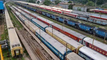 उत्तर रेलवे ने कई...- India TV Hindi
