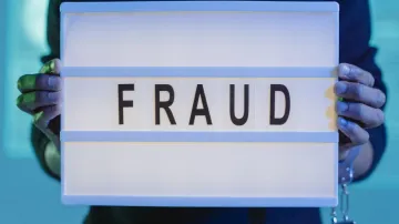 Bank Fraud- India TV Paisa