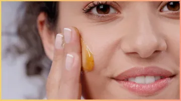 honey on face overnight benefits- India TV Hindi