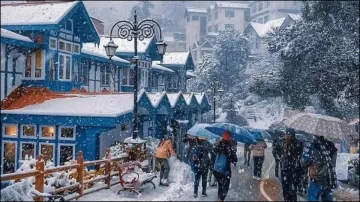 पहाड़ों पर बर्फबारी- India TV Hindi
