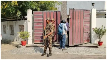 ED raids 13 places of former UP minister Gayatri Prajapati case related to sand mining- India TV Hindi