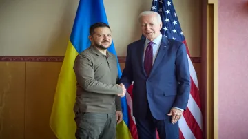 joe biden and vladimir zelensky- India TV Hindi