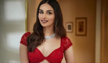 Manushi Chhillar journey to becoming a Bollywood star- India TV Hindi