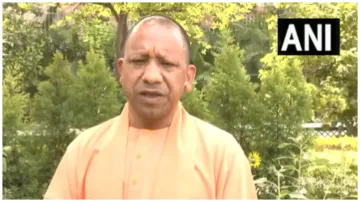 Samajwadi party supporters climbed on statue of Maharana Pratap CM Yogi adityanath said what do expe- India TV Hindi