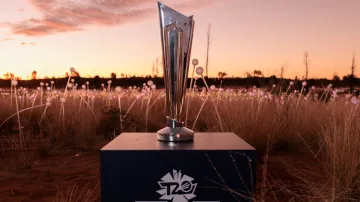 T20 World Cup Trophy- India TV Hindi