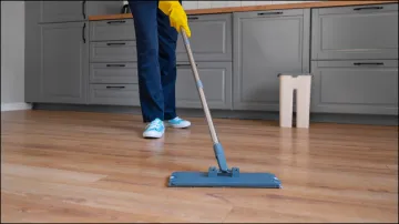 Wooden Floor Cleaning- India TV Hindi