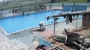 Pool- India TV Hindi