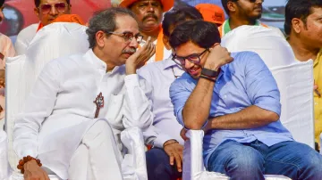 uddhav thackeray aditya thackeray- India TV Hindi